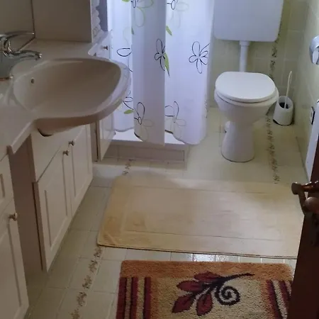 Repraesentative Unterfraenkische Bauern-wohnung Apartman